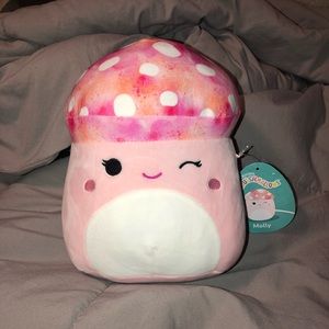 Molly Squishmallow